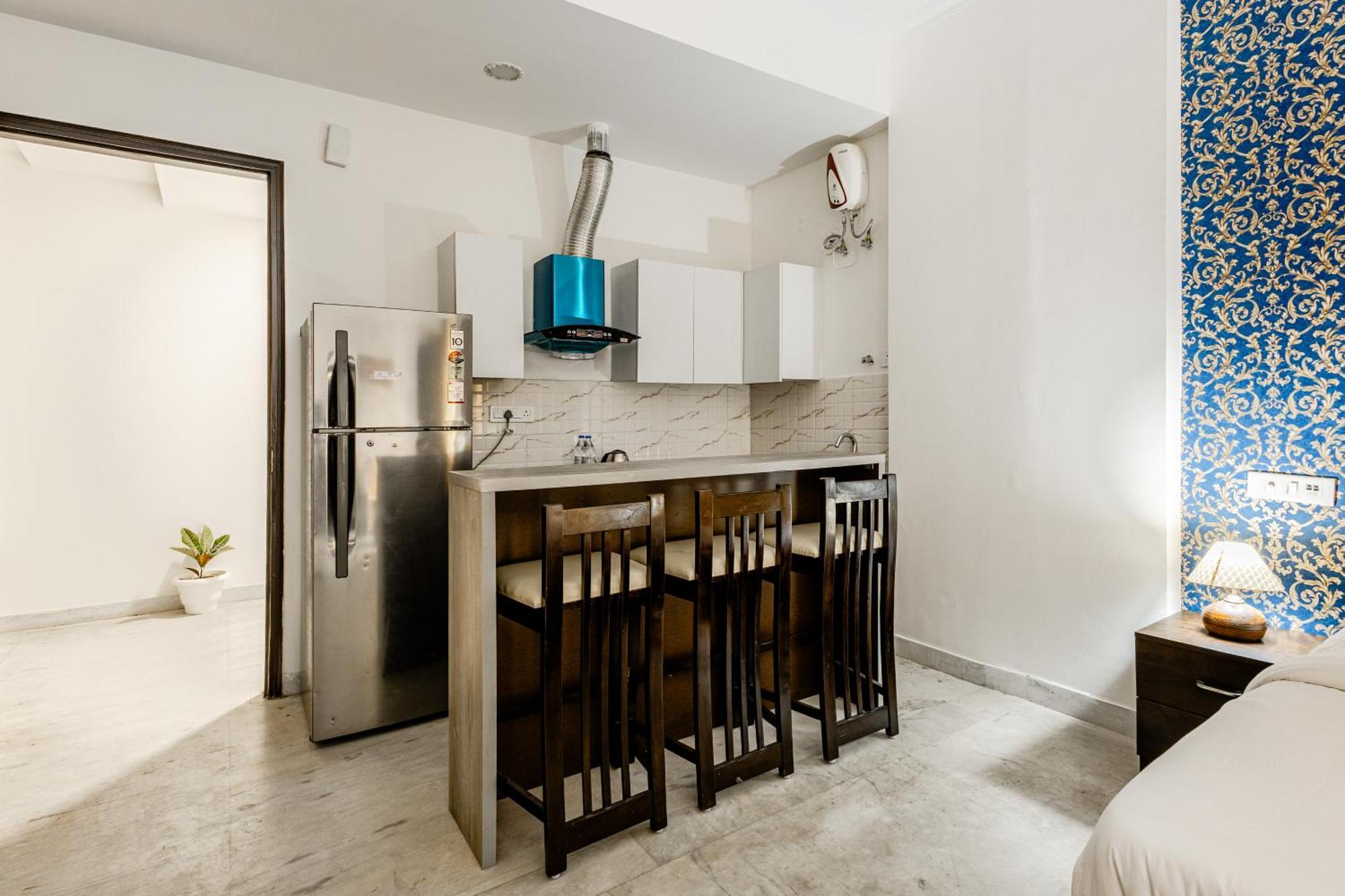 Lime Tree Service Apartment Golf Course Road, グルガウン エクステリア 写真